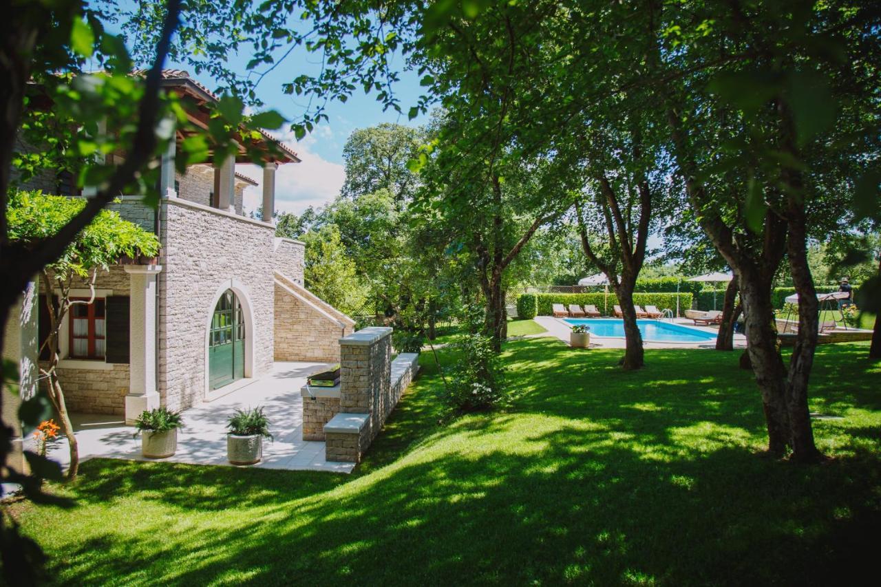 Villa Kringa Tinjan Exterior foto